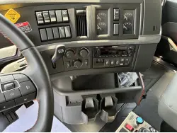 2027 VOLVO VHD