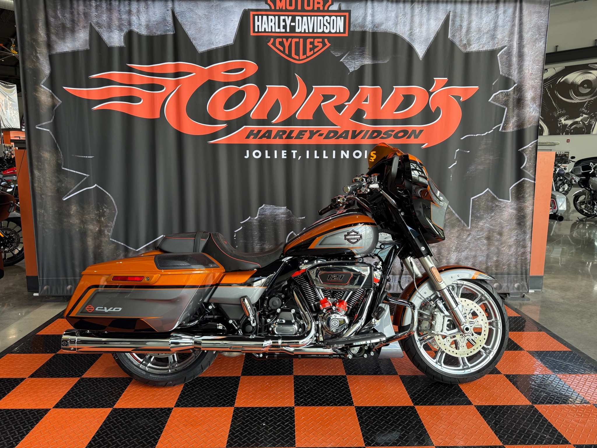 2026 Harley-Davidson CVO™ Street Glide® CVO in Shorewood, IL