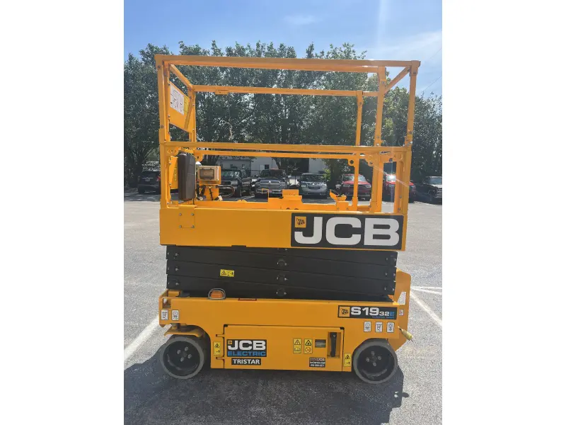 2025 JCB S1932E
