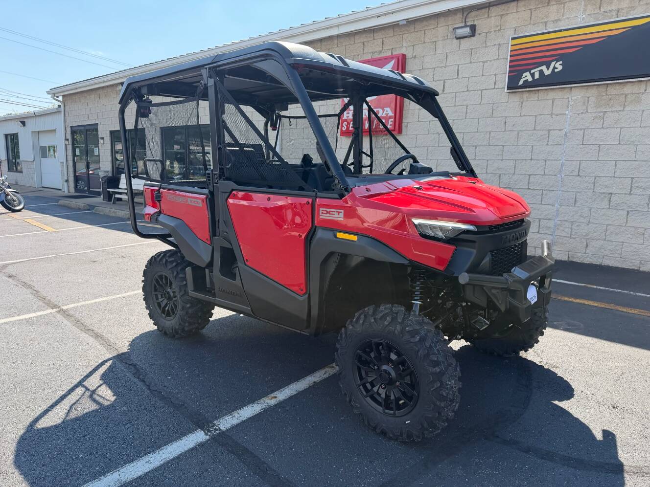 A photo of this 2026 Honda Pioneer 1000-5 Deluxe