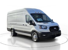 Best Trucks and Vans for Mechanics and Electricians in 2025 image