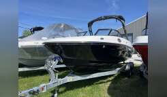 2026 Bayliner VR6 Outboard Bowrider Boat boat