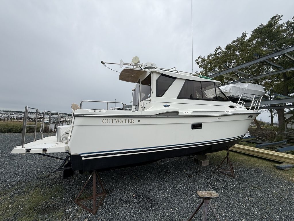 2016 Cutwater Boats C-26 Luxury Edition in essex MD