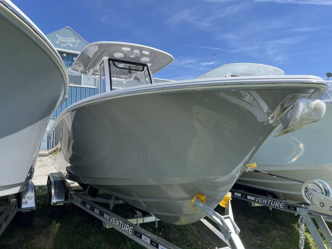 A photo of this 2026 Sportsman Heritage 231