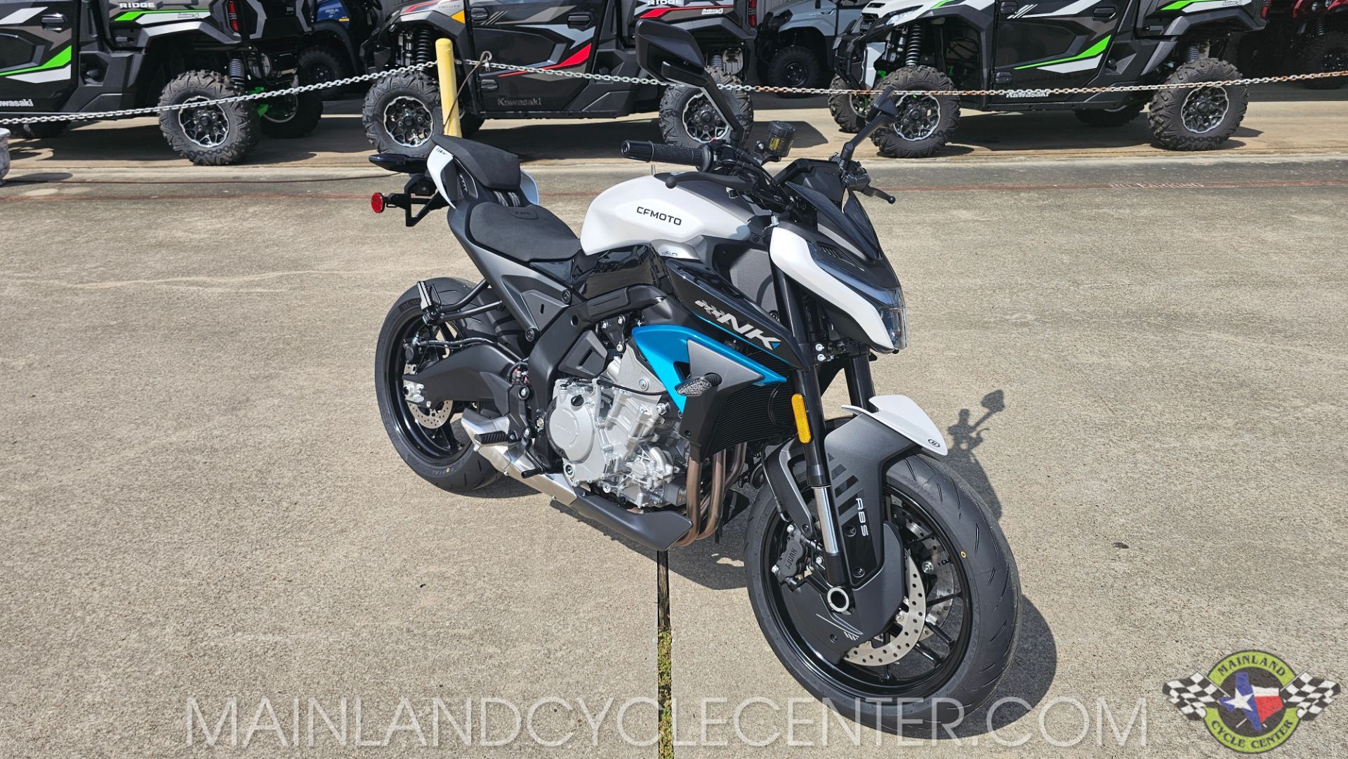 2026 CFMOTO 675NK in la marque TX