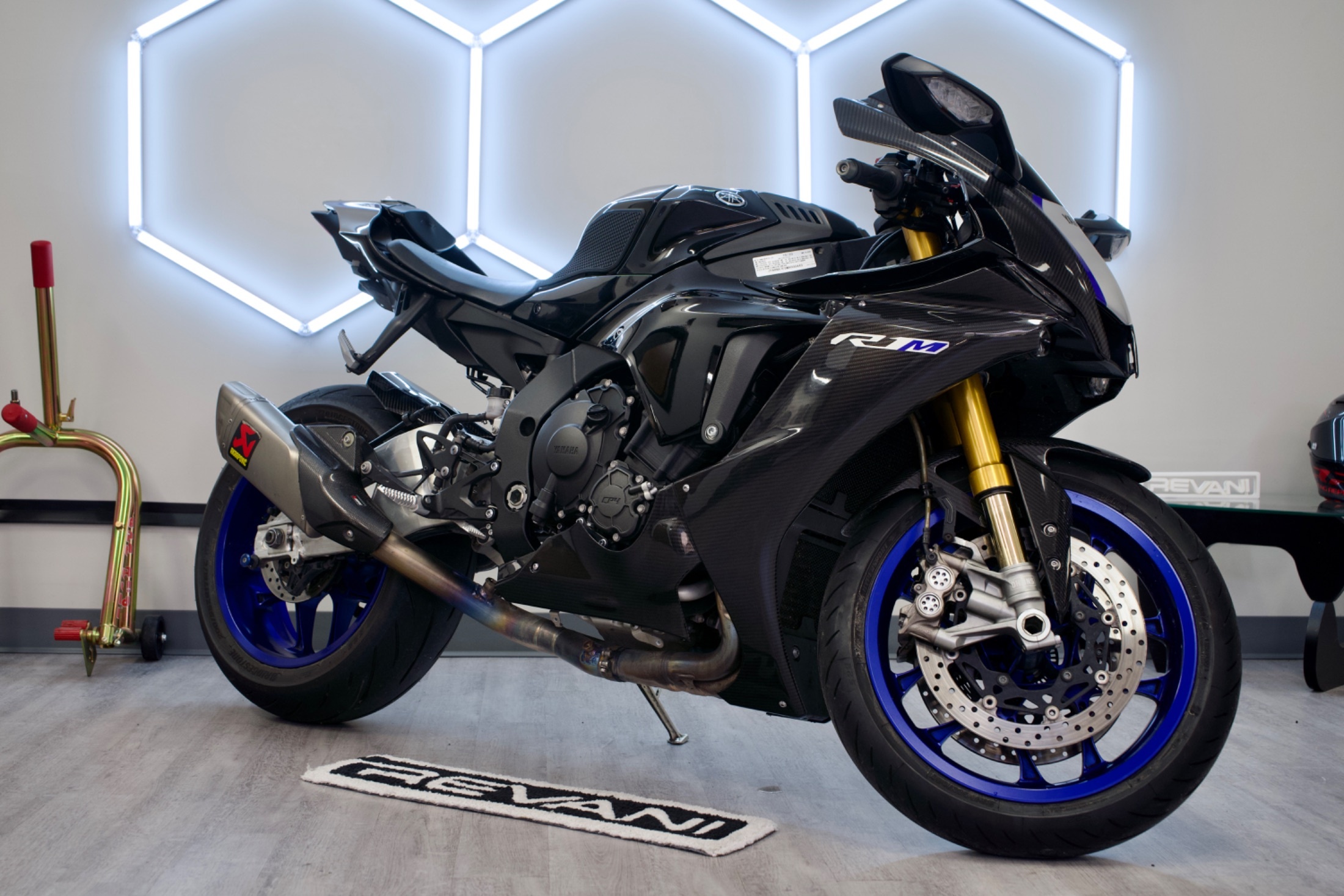 2021 Yamaha YZF-R1M YZF1000M R1M in Addison, TX