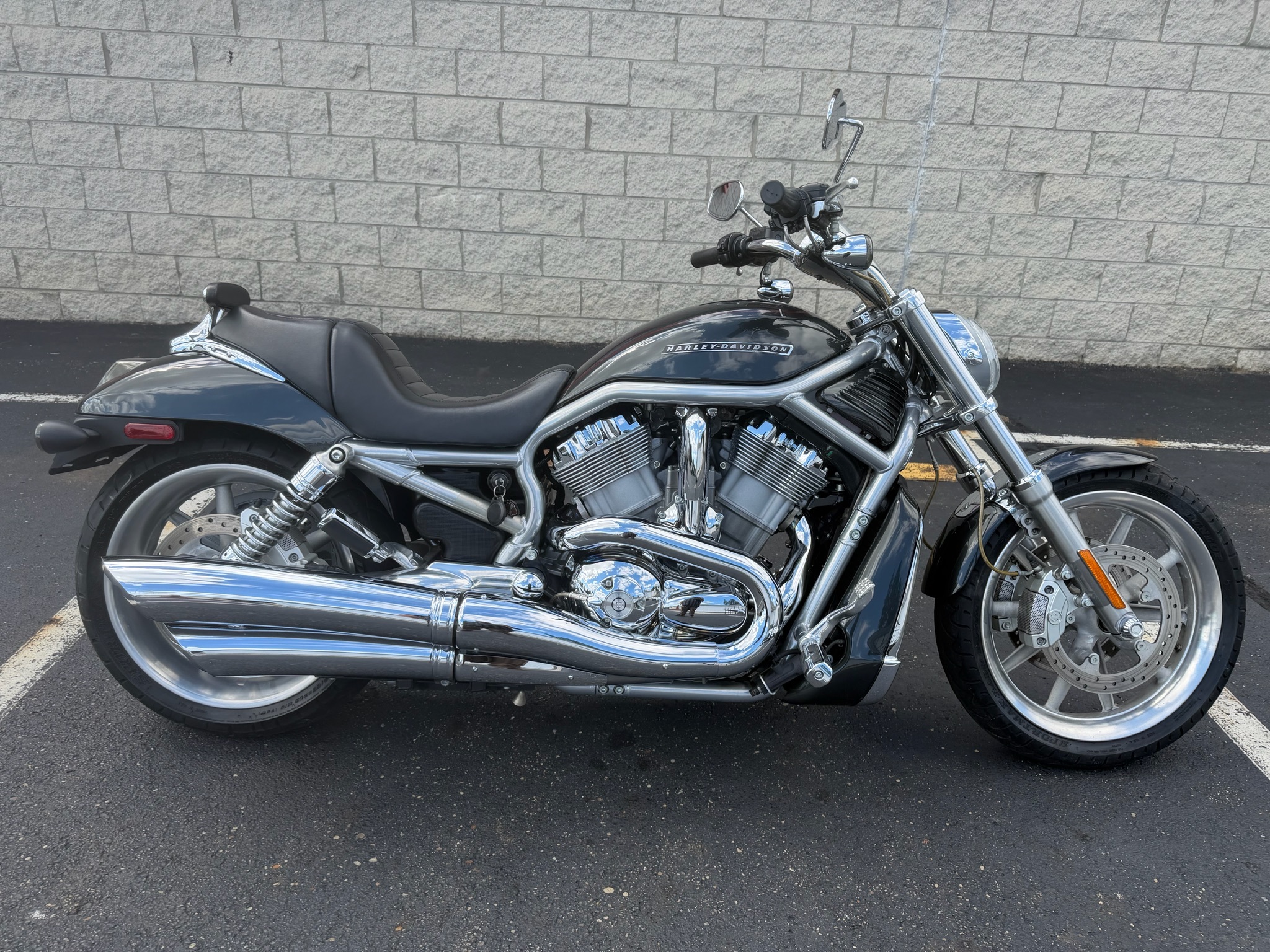 2006 Harley-Davidson V-Rod® in Massillon, OH