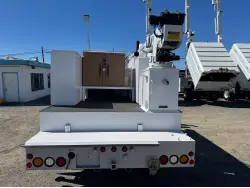 2013 PETERBILT 337