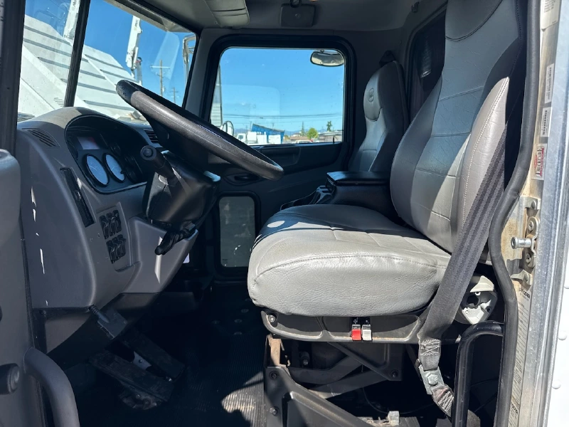 2013 PETERBILT 337