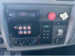 2013 PETERBILT 337