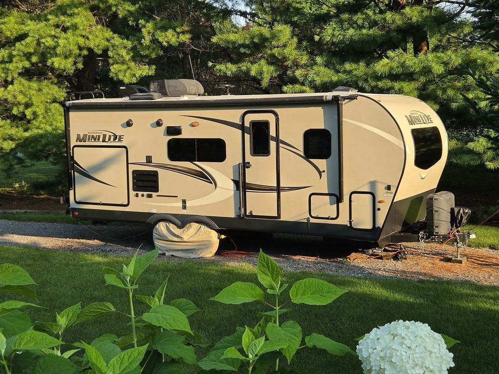 2020 Forest River Rockwood Mini Lite 2507S in port matilda PA