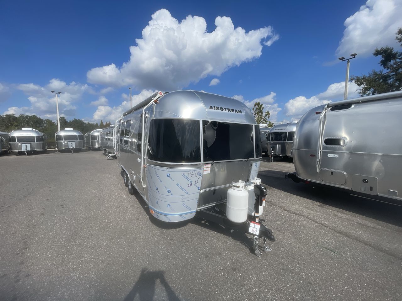 2026 Airstream Flying Cloud 23FBT 23FB TWIN in dover FL