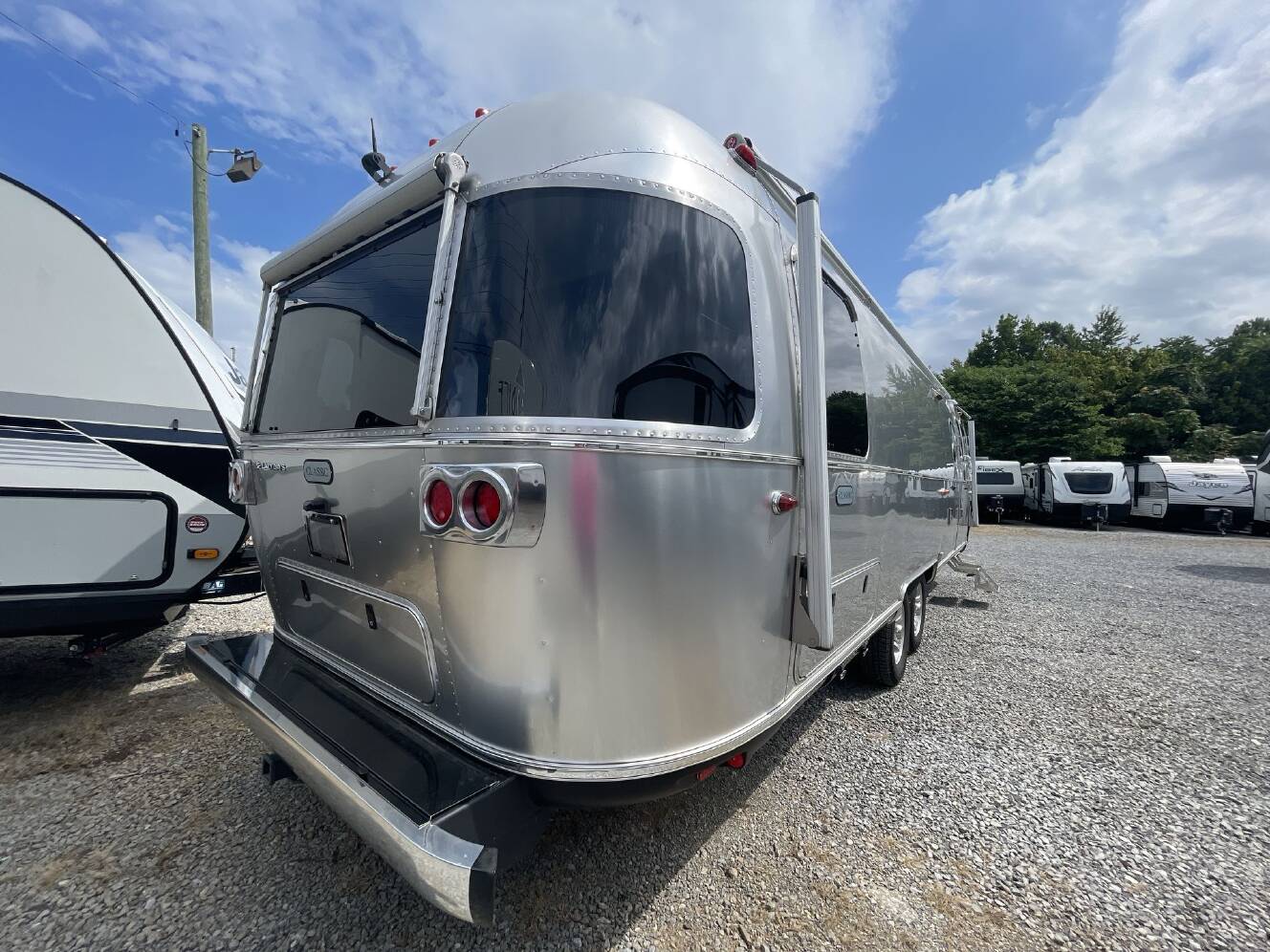 A photo of this 2025 Airstream Classic 30RBT