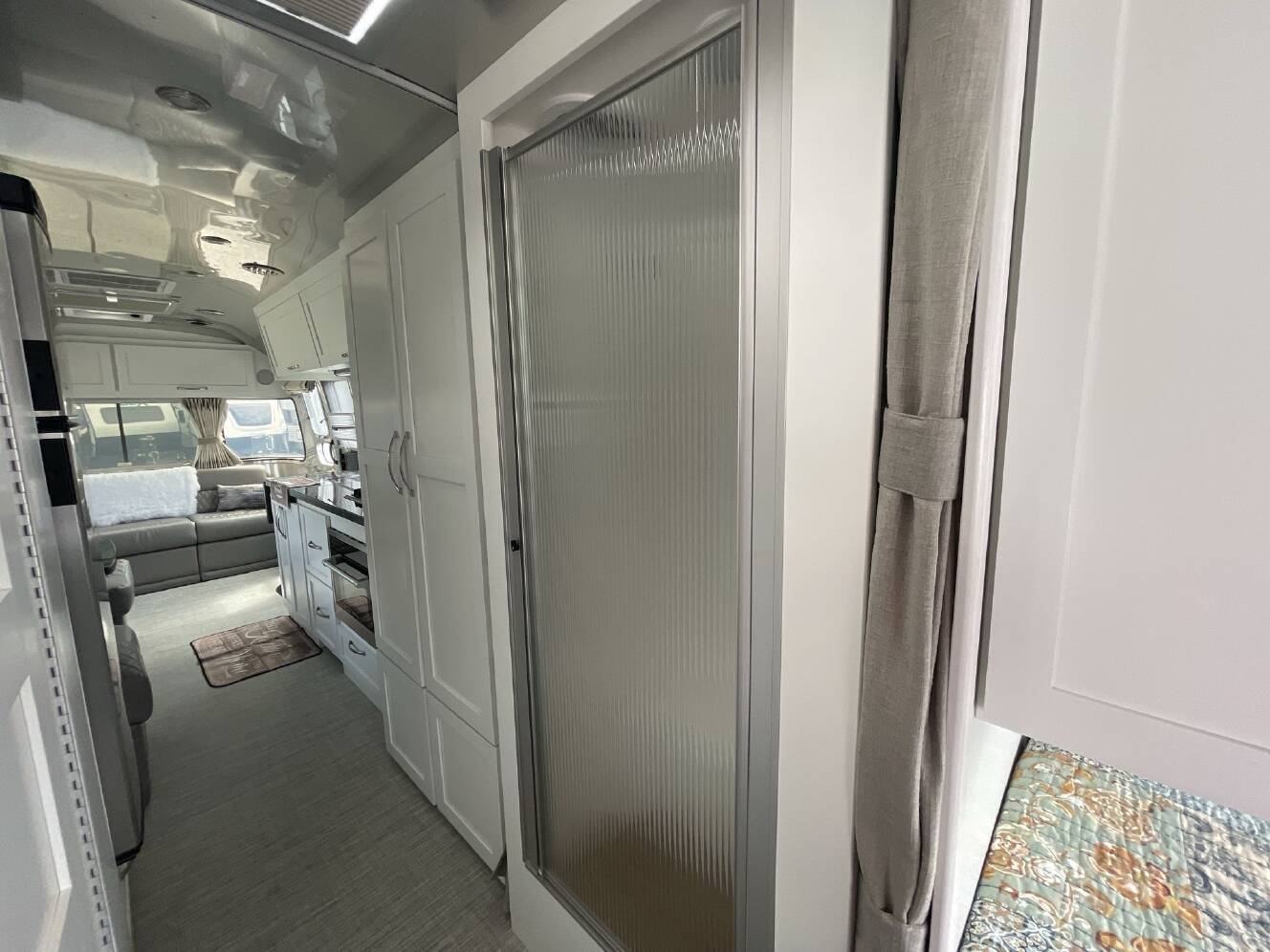 A photo of this 2025 Airstream Classic 30RBT