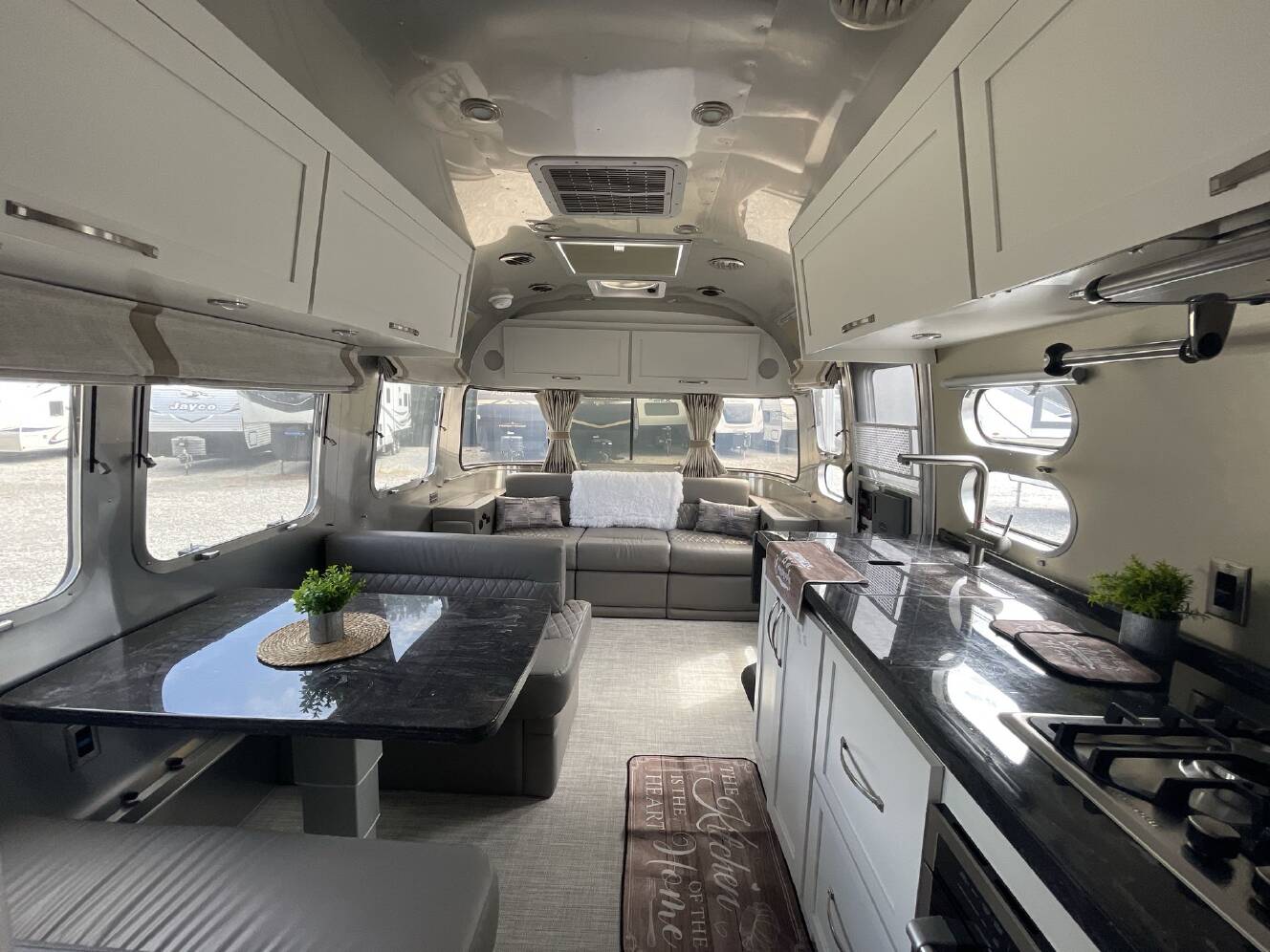 A photo of this 2025 Airstream Classic 30RBT