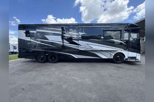 2025 Newmar Dutch Star 4081 in dover FL