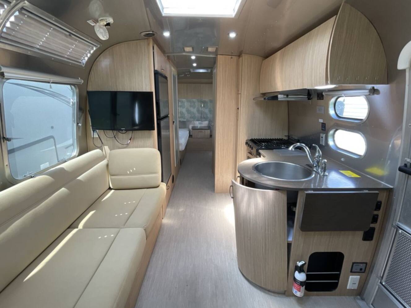 A photo of this 2019 Airstream Flying Cloud 25FB