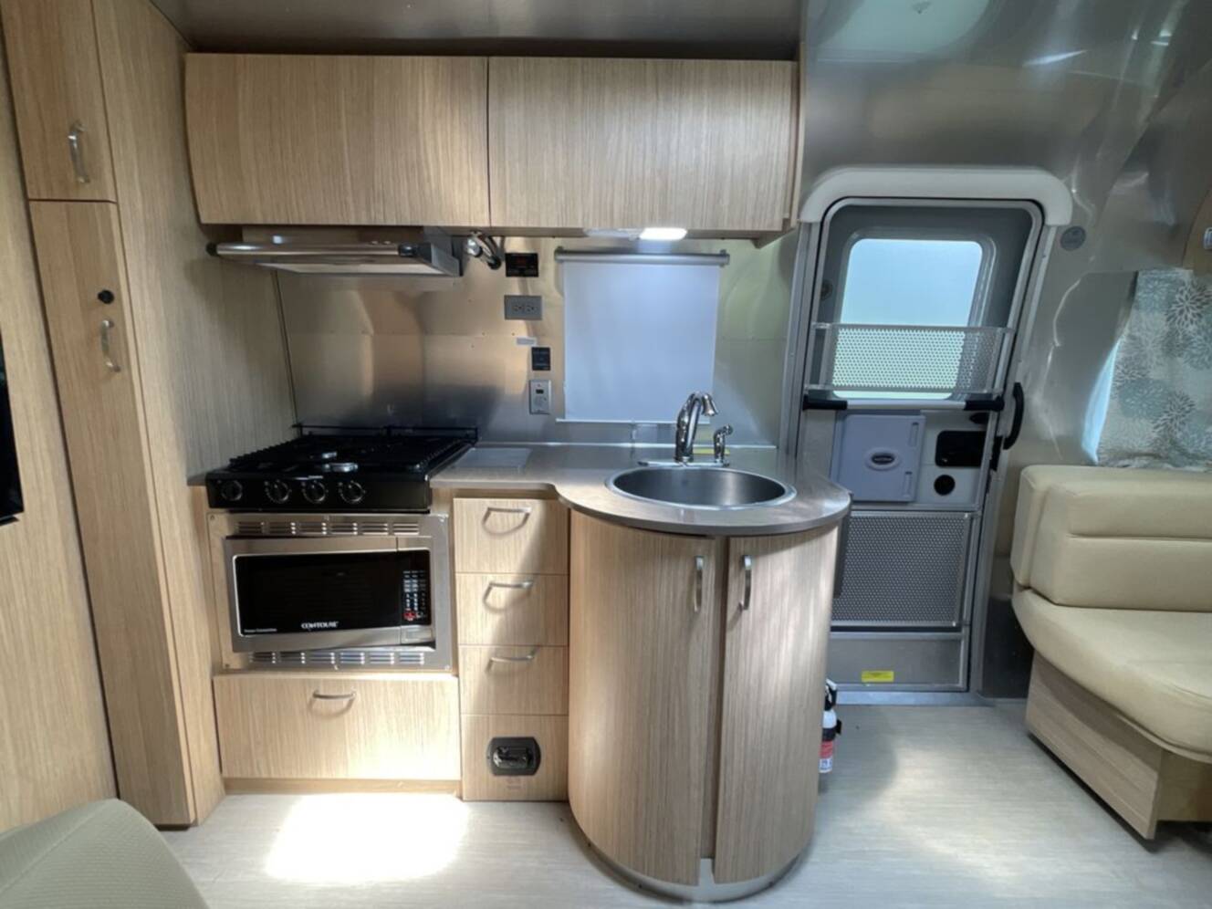 A photo of this 2019 Airstream Flying Cloud 25FB
