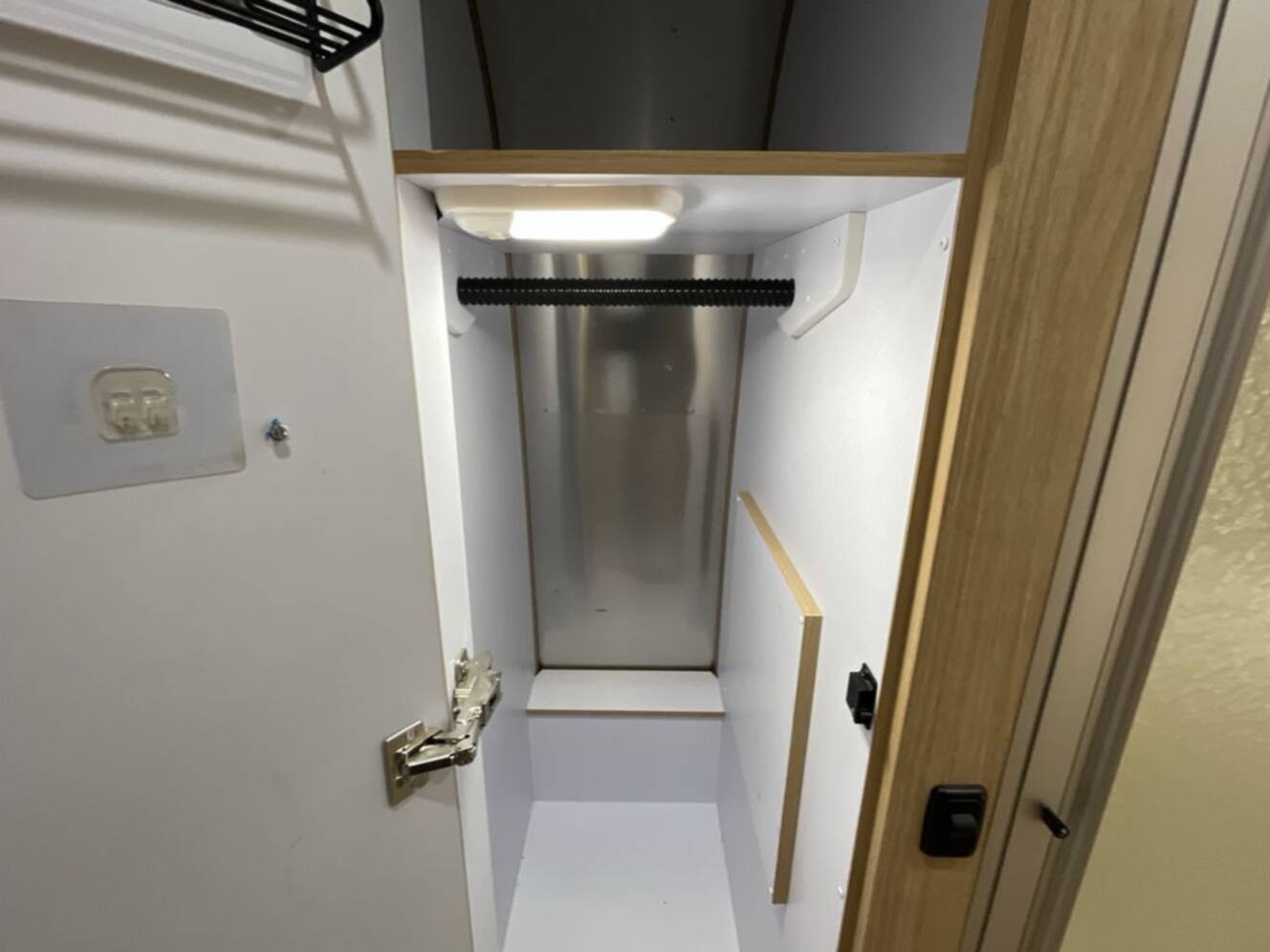 A photo of this 2019 Airstream Flying Cloud 25FB