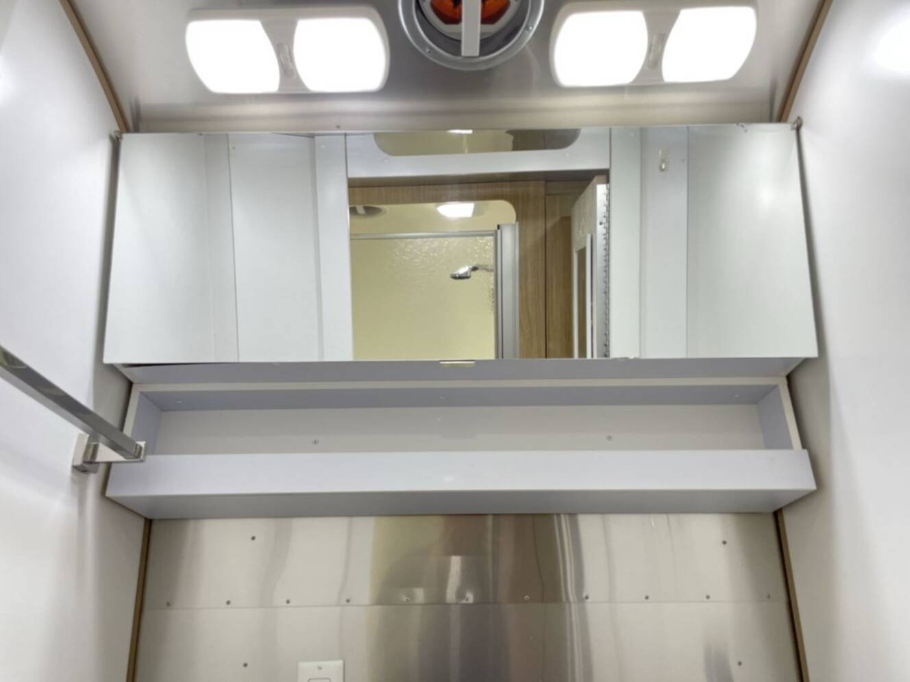 A photo of this 2019 Airstream Flying Cloud 25FB