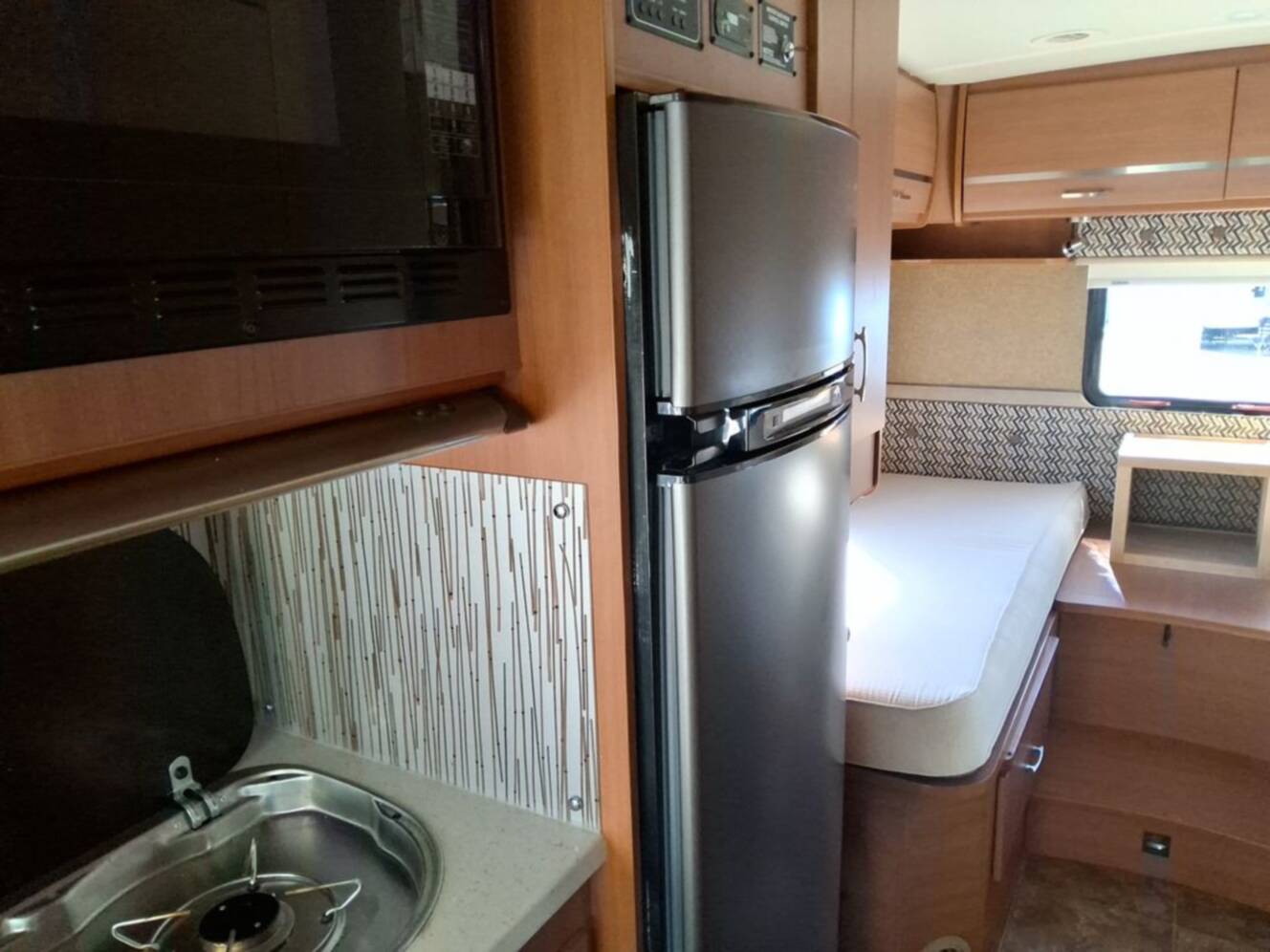 A photo of this 2014 Itasca NAVION 24V