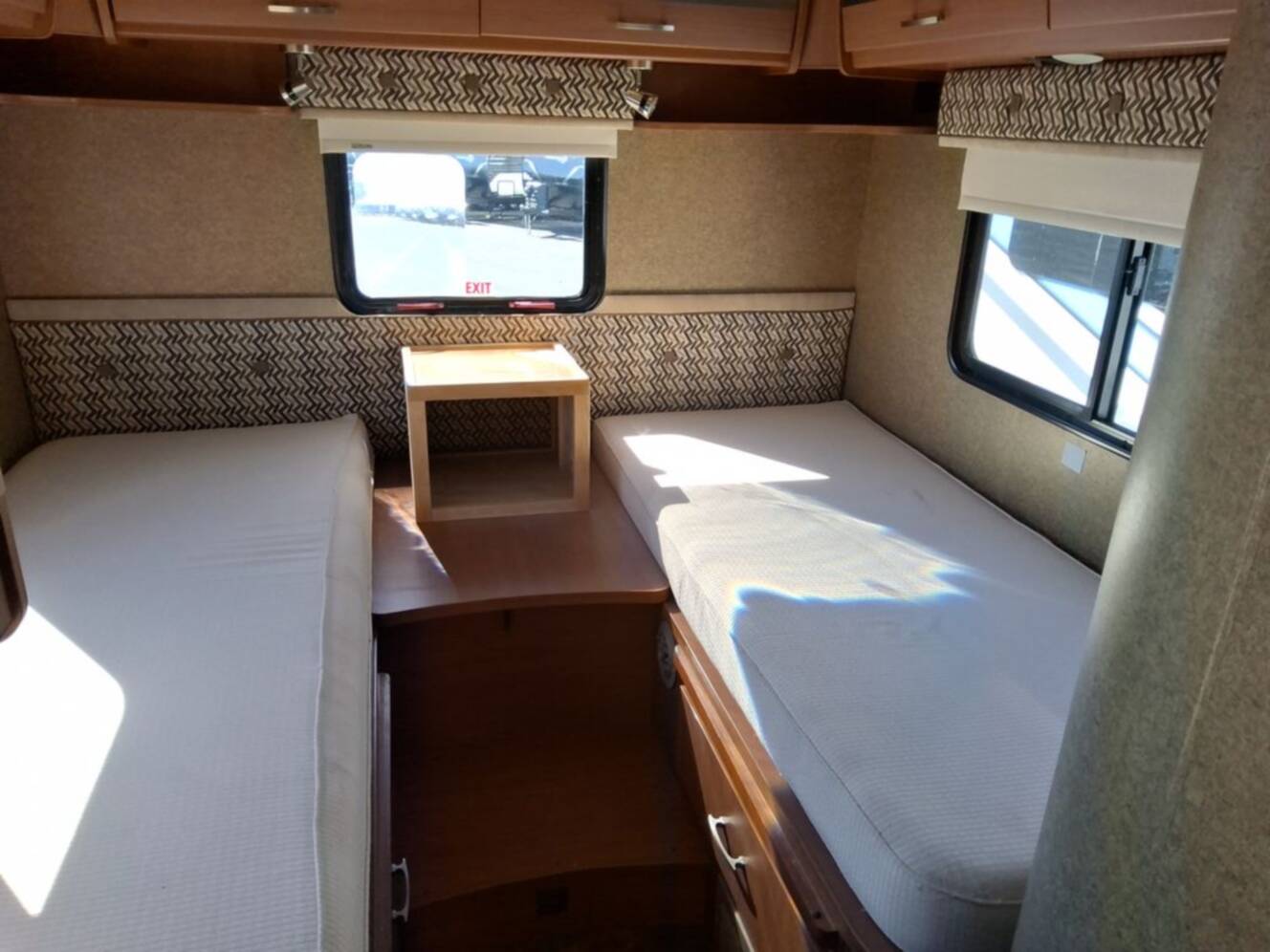 A photo of this 2014 Itasca NAVION 24V