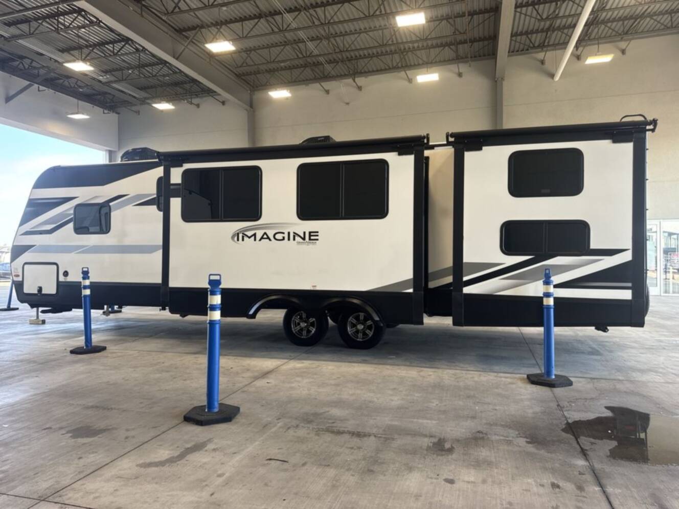 A photo of this 2023 Grand Design Imagine 3250BH