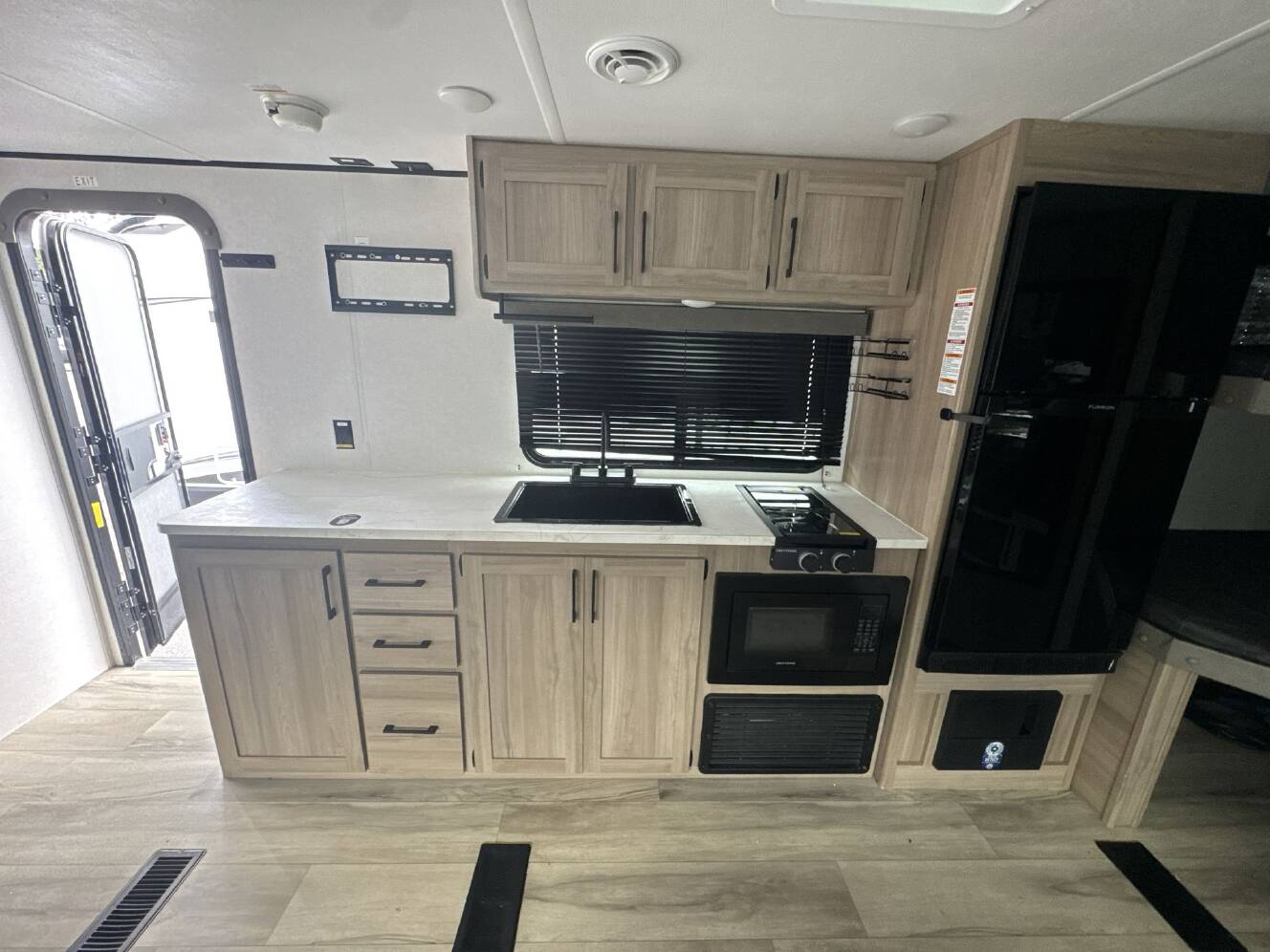 A photo of this 2025 Keystone Coleman 25B