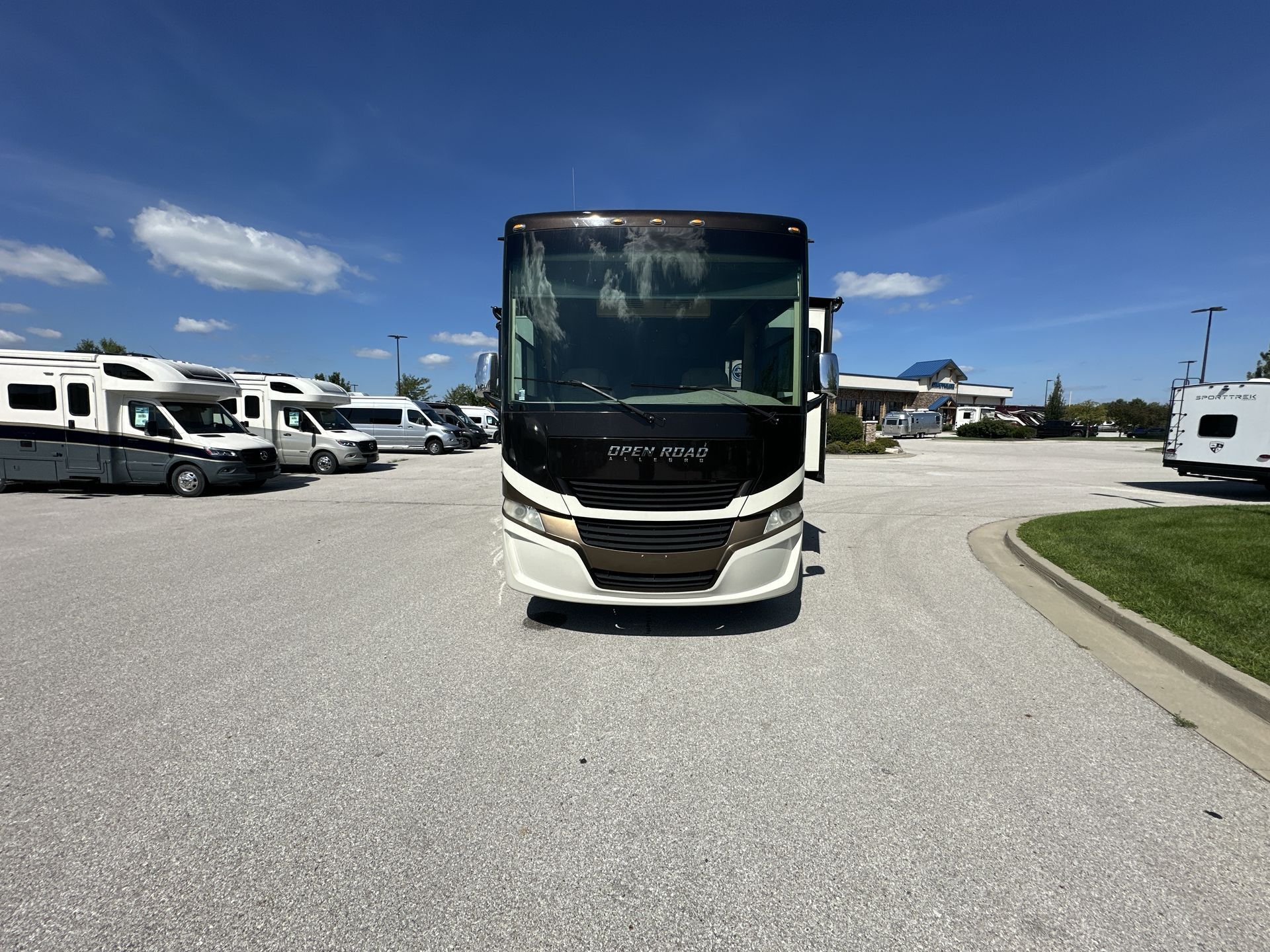 2019 Tiffin Motorhomes ALLEGRO OPEN ROAD 34PA in altoona IA