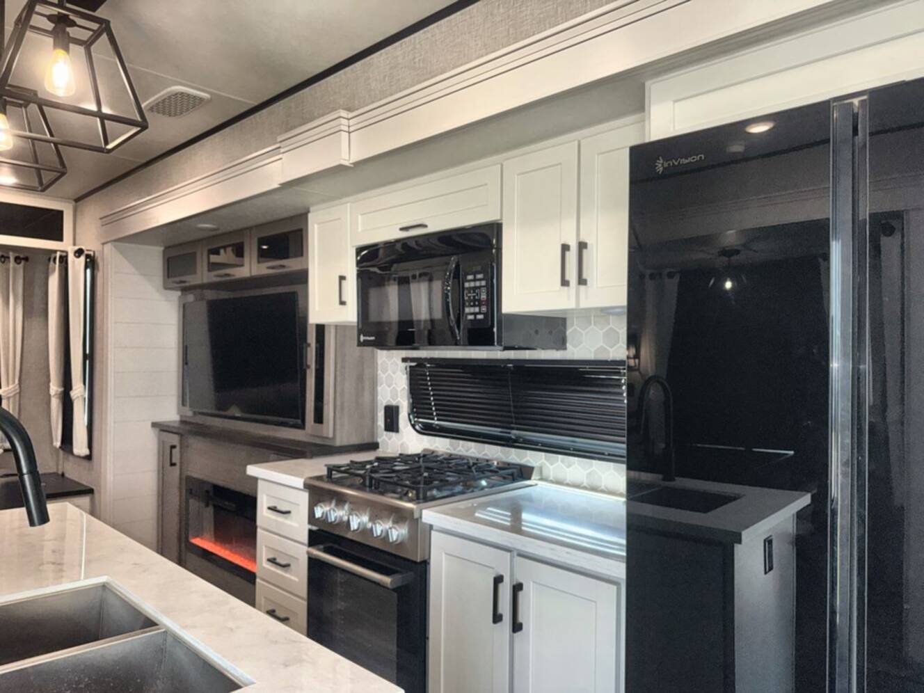 A photo of this 2025 Jayco Jay Flight Bungalow 40RLTS