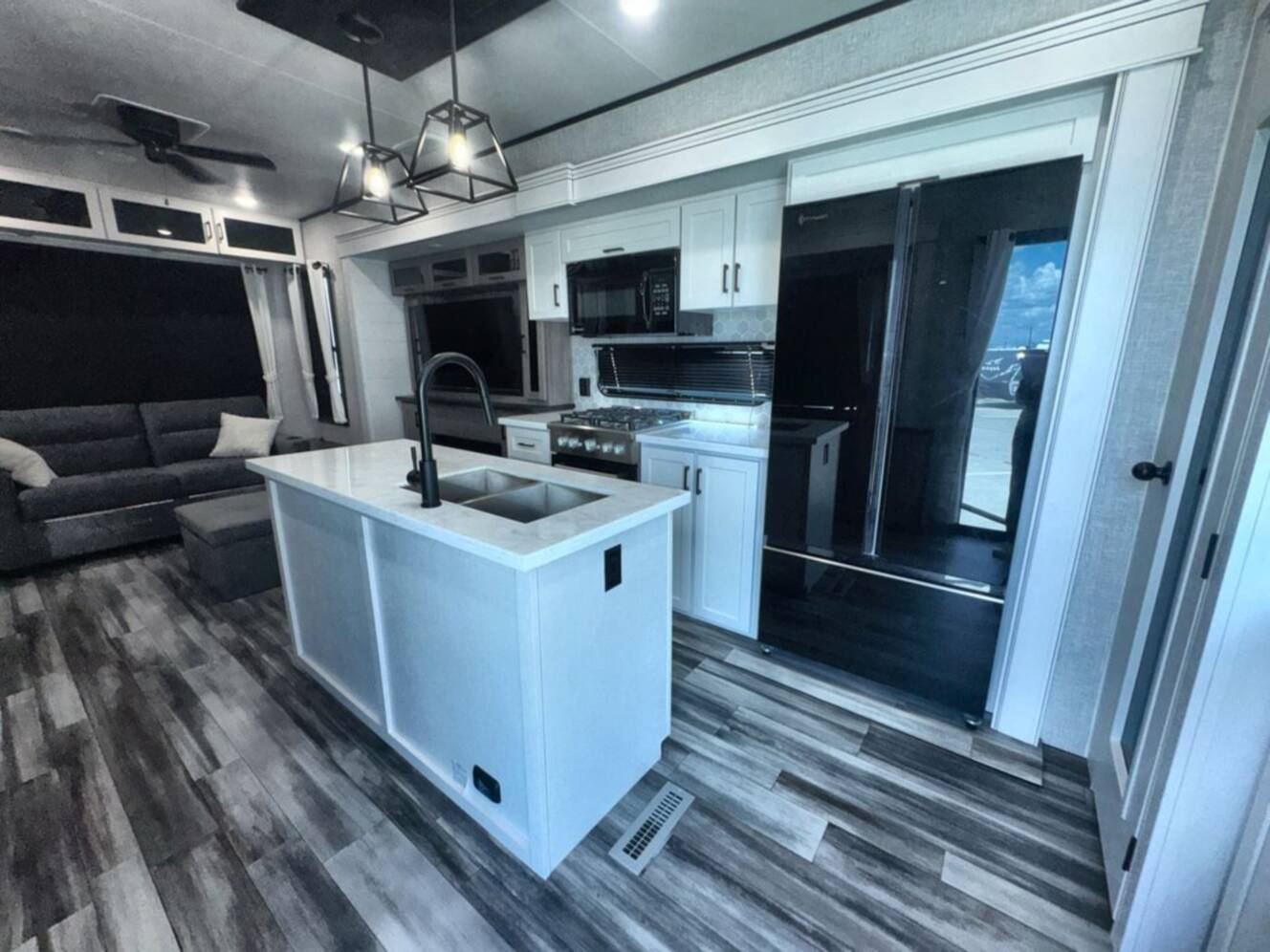 A photo of this 2025 Jayco Jay Flight Bungalow 40RLTS