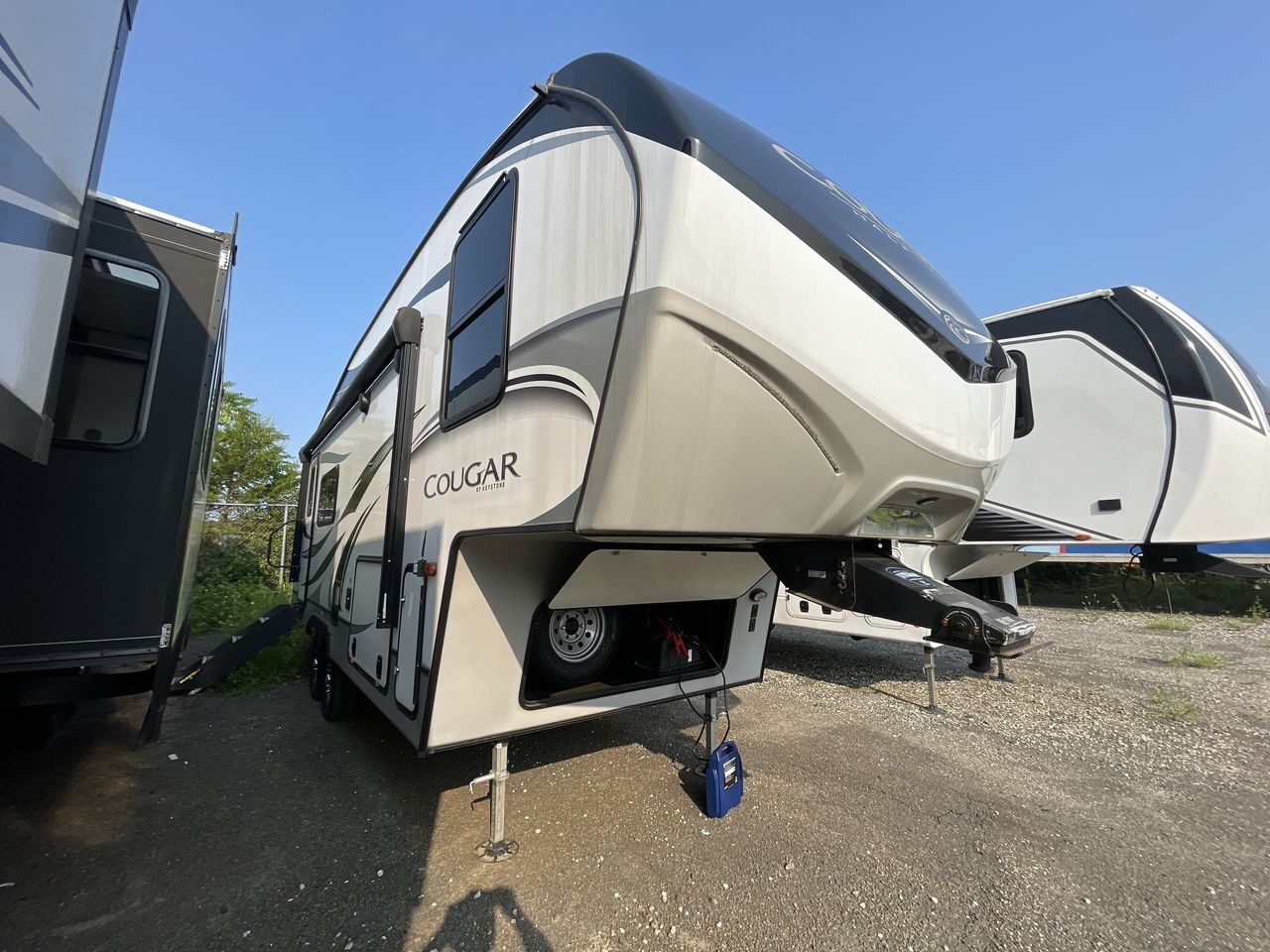 2022 Keystone Cougar Half-Ton FW 23MLS in newtown CT