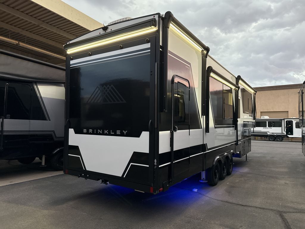 2025 Brinkley Model G 3250 in mesa AZ