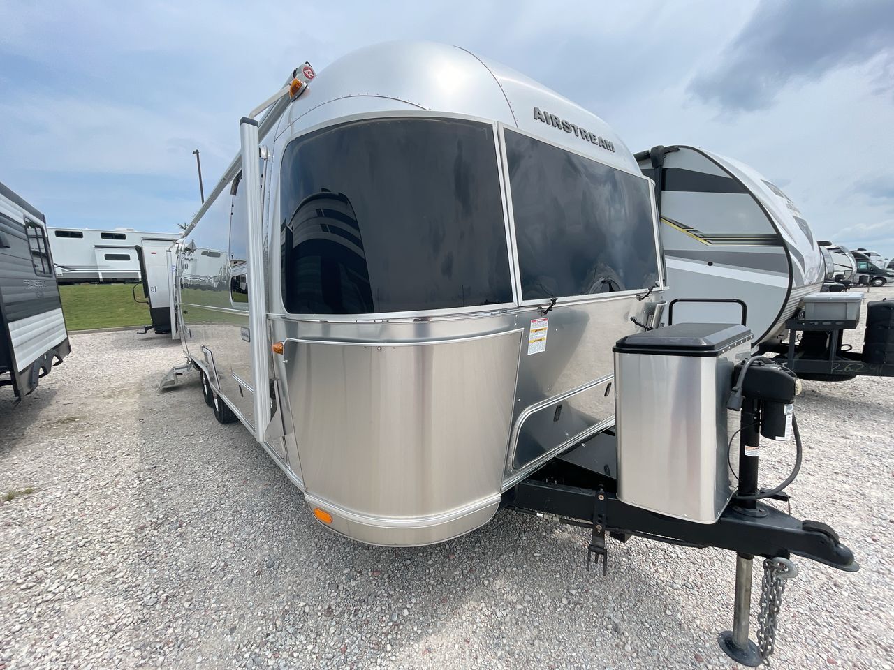 2020 Airstream Globetrotter 27FBT 27FB TWIN in lexington SC