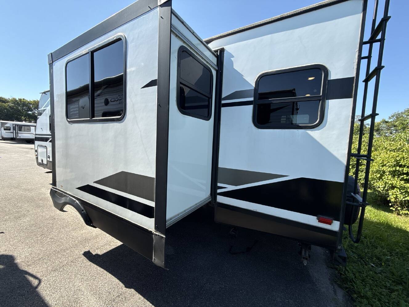A photo of this 2020 Grand Design Imagine 2450RL
