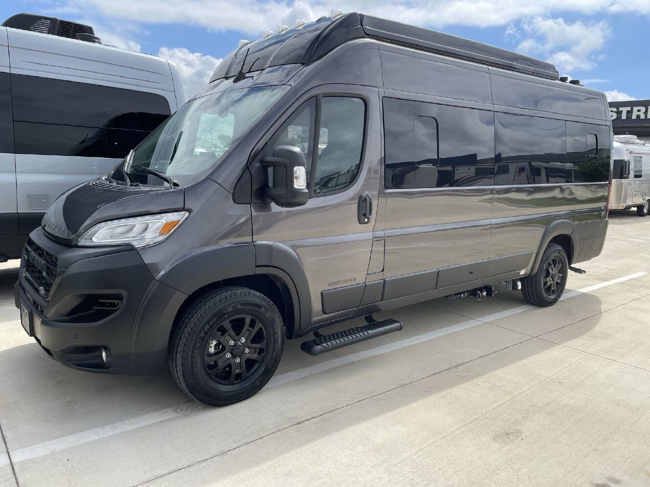 A photo of this 2026 Airstream Rangeline Rangeline