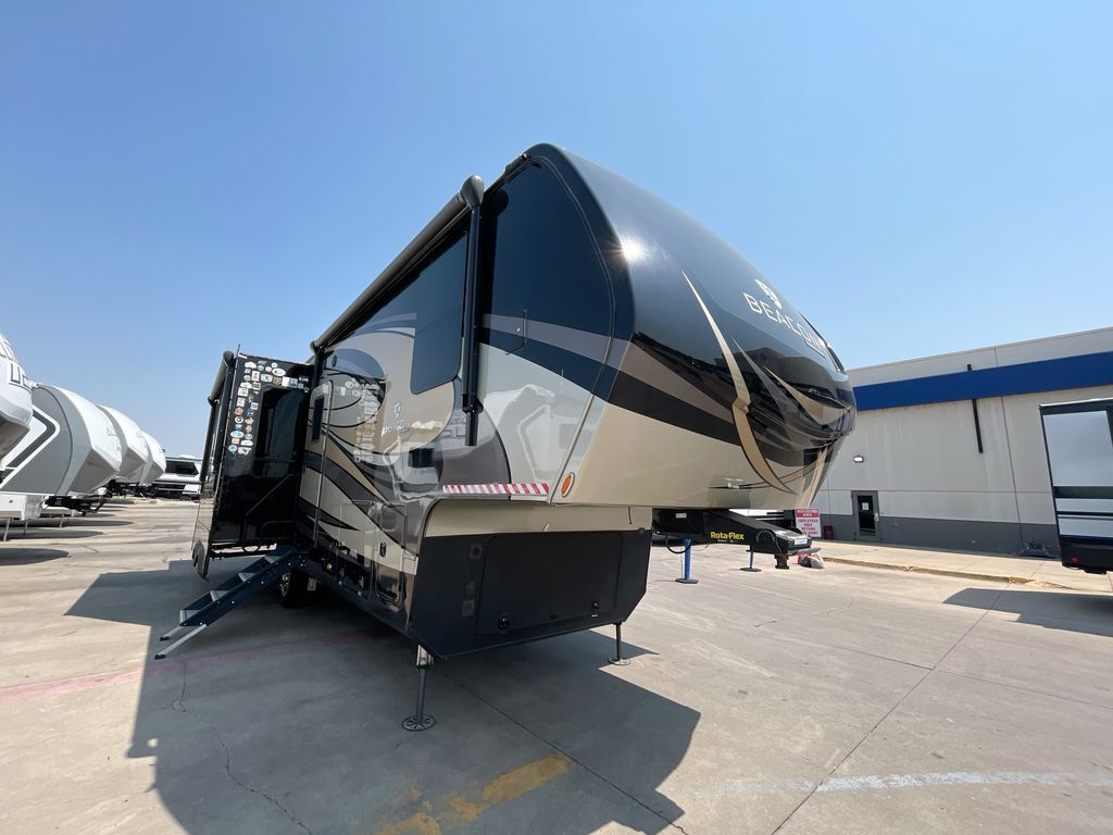 2019 Vanleigh Rv Beacon 34RLB in wheat ridge CO