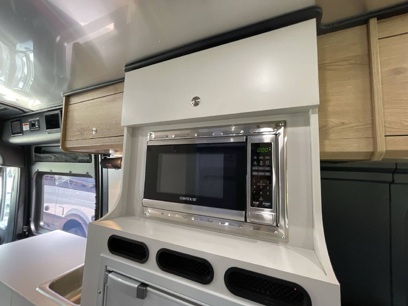 A photo of this 2026 Airstream Rangeline Rangeline