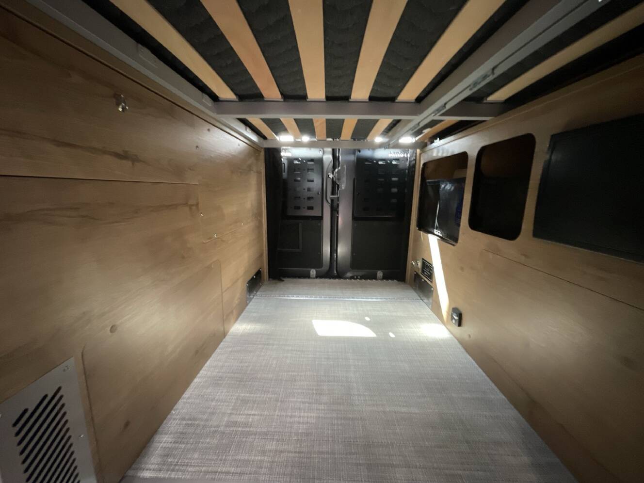 A photo of this 2026 Airstream Rangeline Rangeline