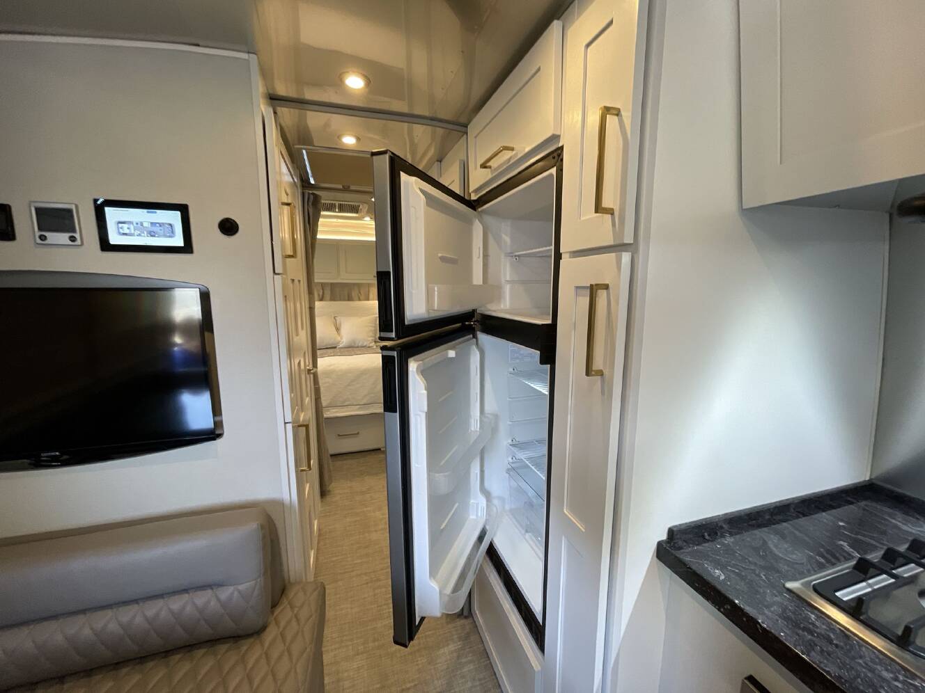 A photo of this 2026 Airstream Classic 28RBQ