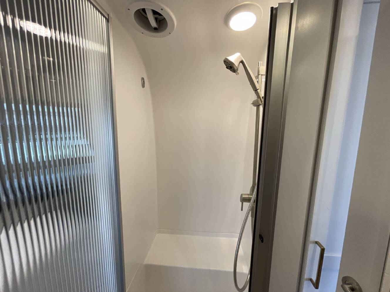 A photo of this 2026 Airstream Classic 28RBQ