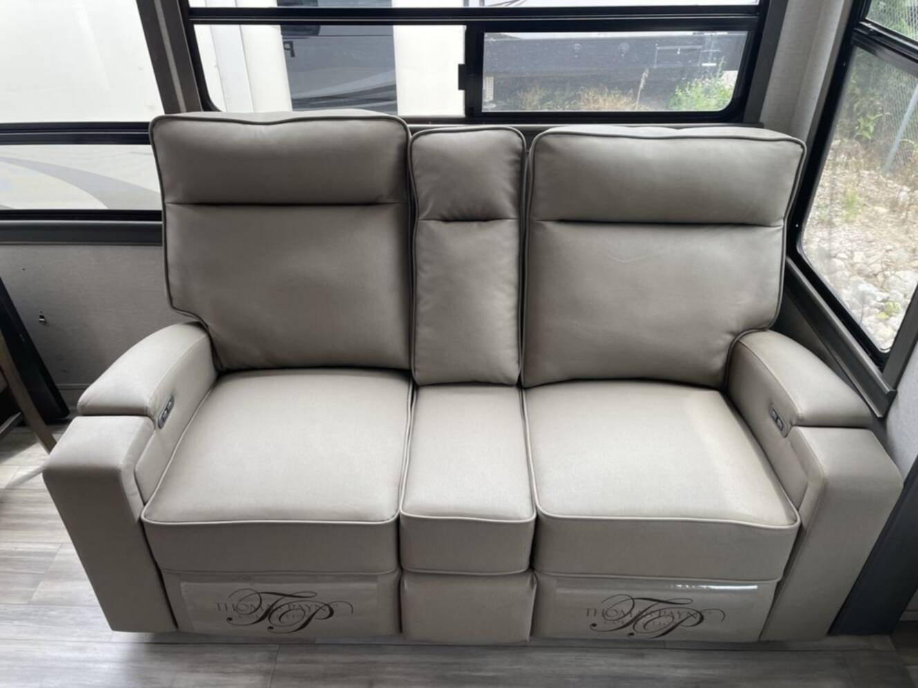 A photo of this 2021 Alliance Paradigm 370FB