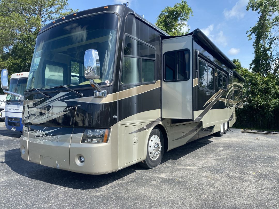2009 Tiffin Motorhomes Phaeton 42QRH in st. augustine FL