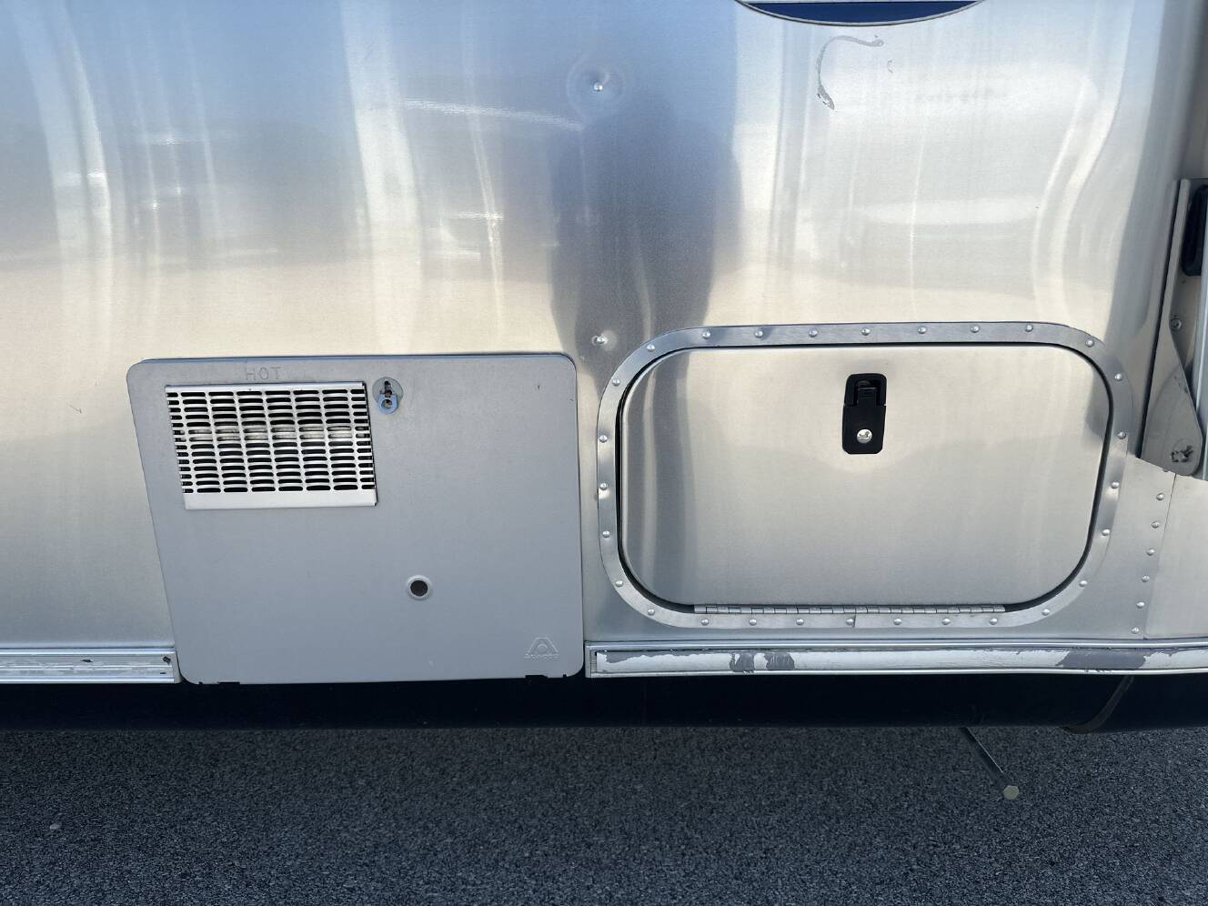 A photo of this 2017 Airstream International Serenity 25FB