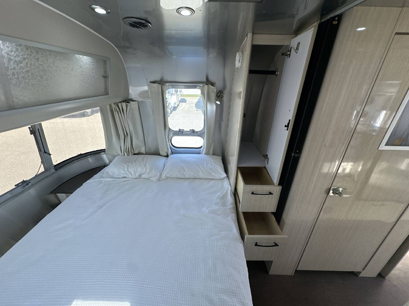 A photo of this 2017 Airstream International Serenity 25FB