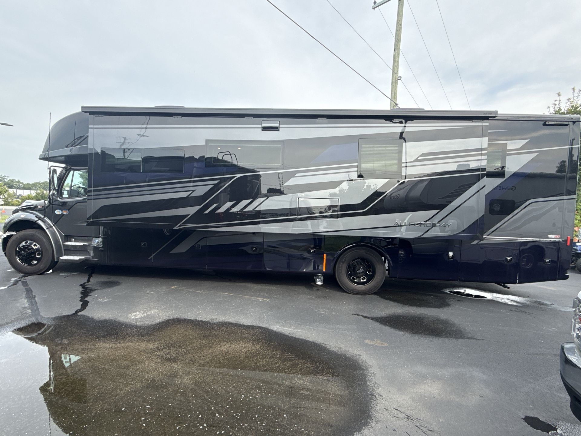 2027 Tiffin Motorhomes Allegro Bay 38BB in georgetown KY