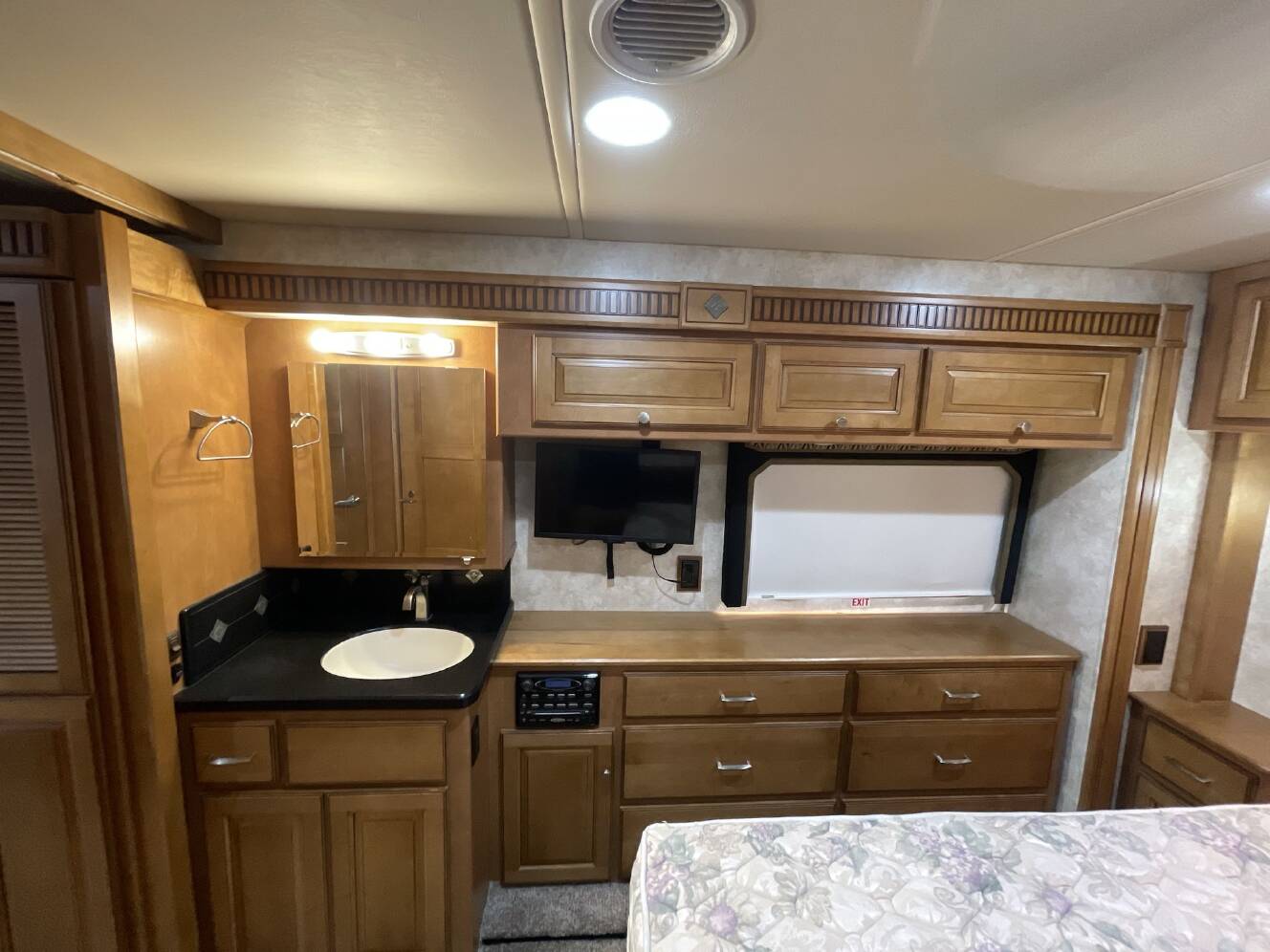 A photo of this 2012 Itasca MERIDIAN 36M