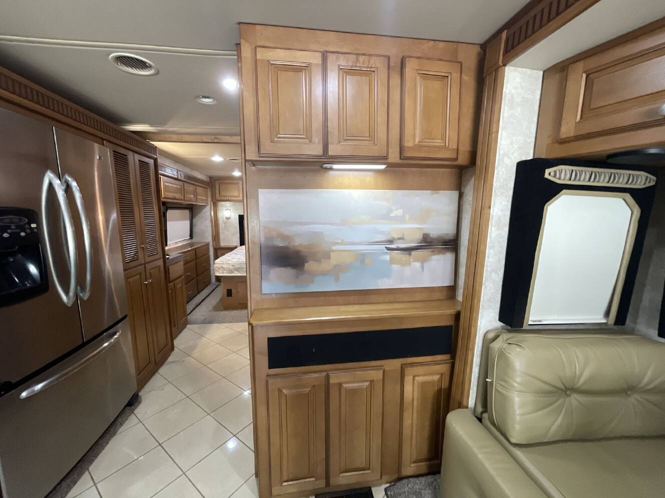 A photo of this 2012 Itasca MERIDIAN 36M