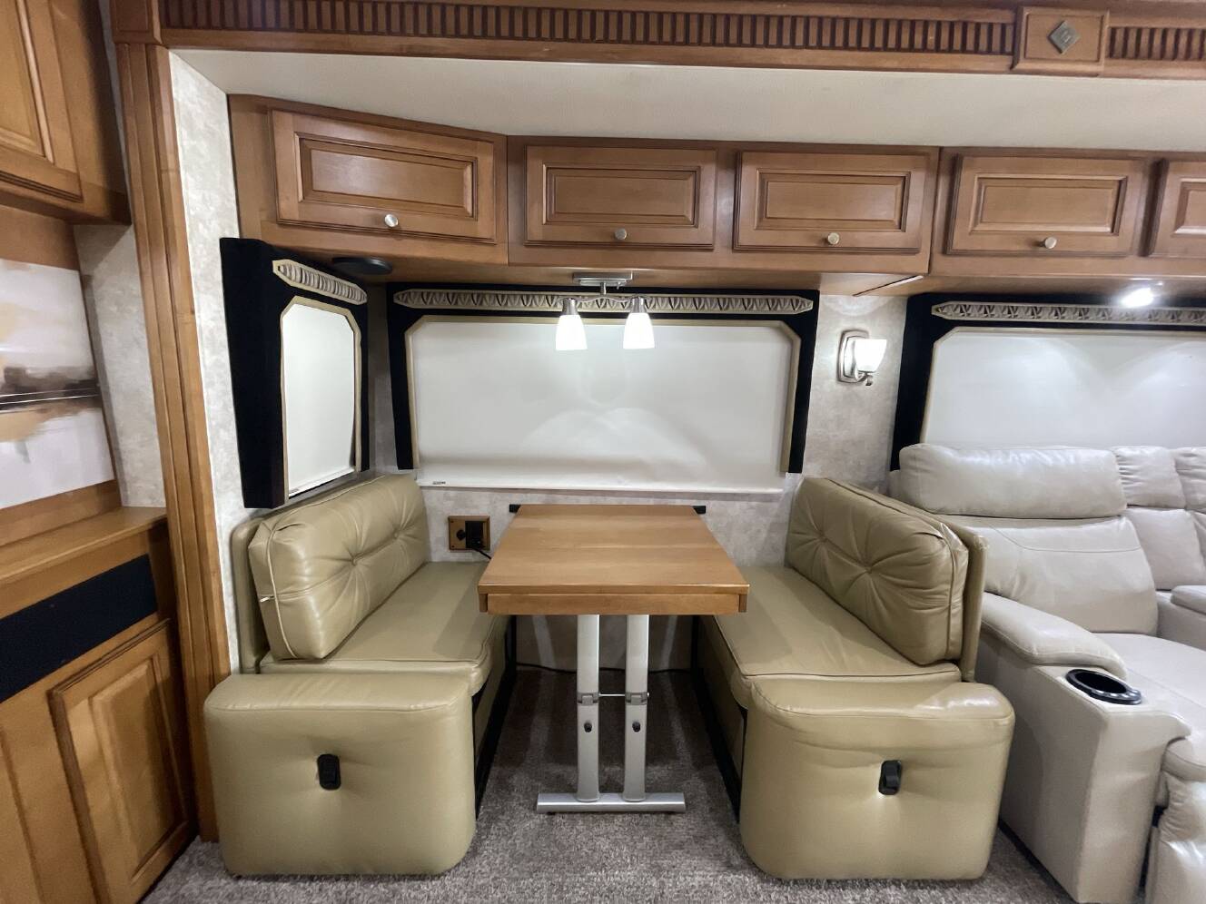 A photo of this 2012 Itasca MERIDIAN 36M
