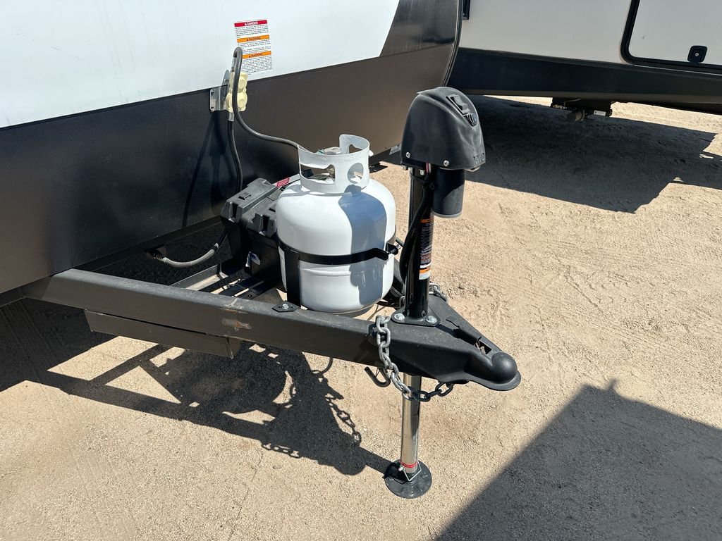 2025 Keystone Coleman 17RX RV